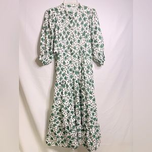 Green and white floral ruffle hem dress SZ L